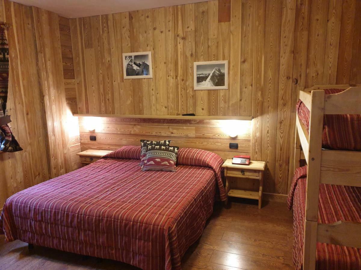 Hotel Rendez-Vous - Aymavilles Kültér fotó