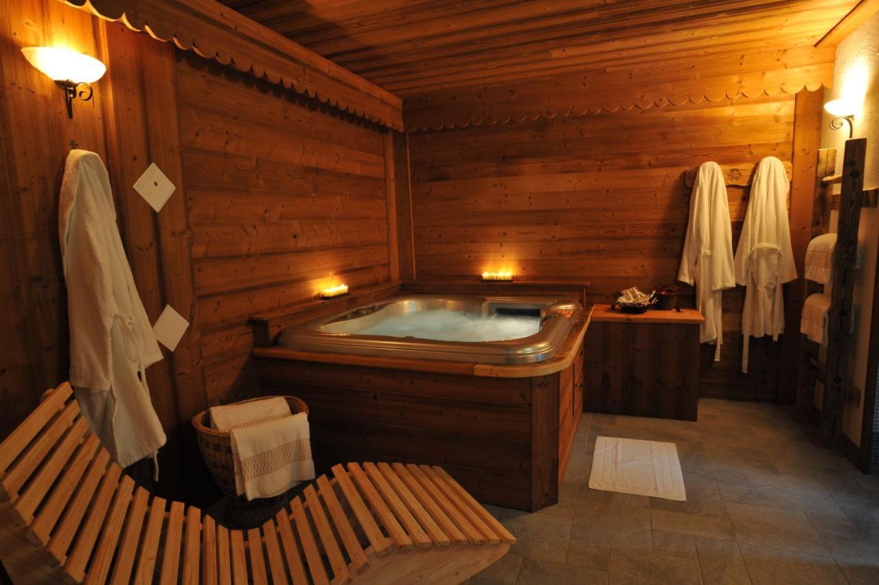 Hotel Rendez-Vous - Aymavilles Kültér fotó