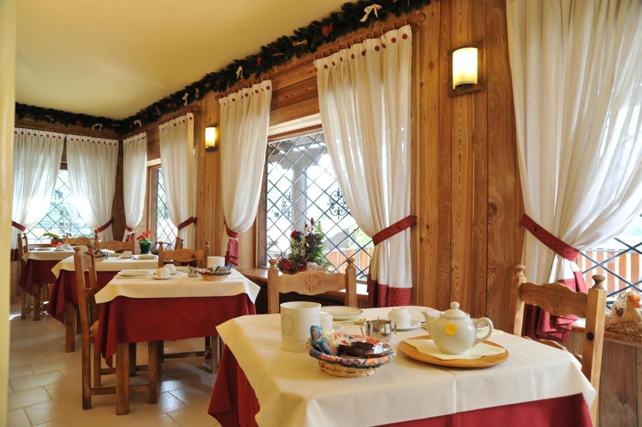 Hotel Rendez-Vous - Aymavilles Kültér fotó